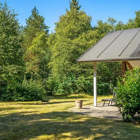Vakantiehuis Laris - From The Sea By Interhome *